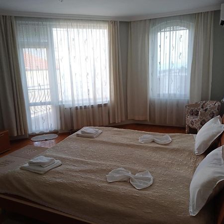 Guest Rooms Deva Бургас Экстерьер фото