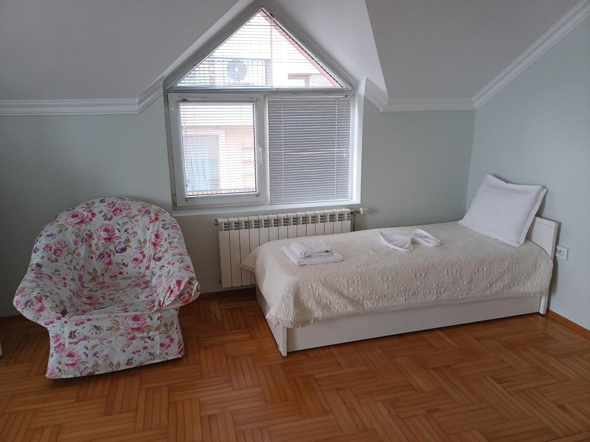 Guest Rooms Deva Бургас Экстерьер фото