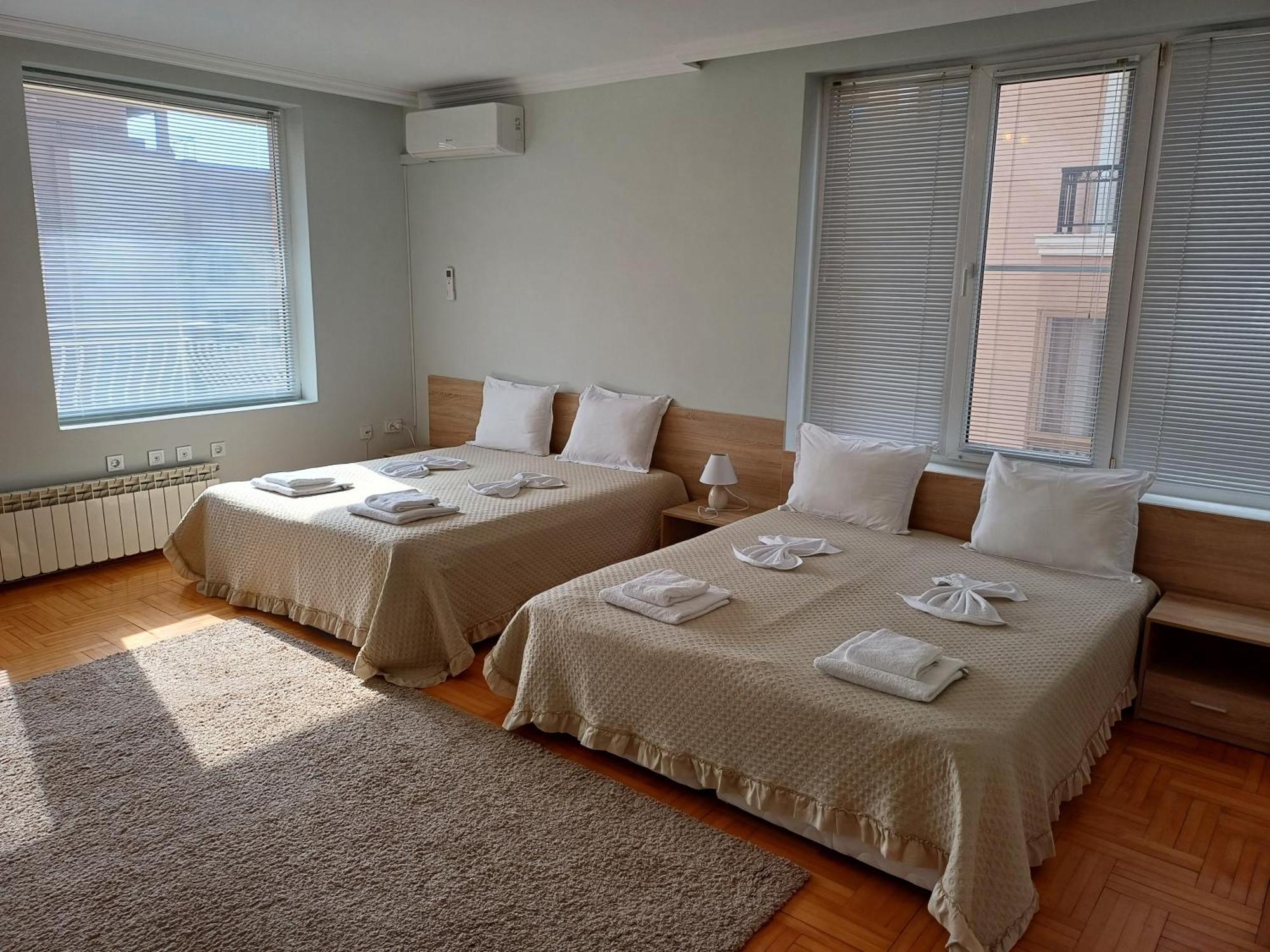 Guest Rooms Deva Бургас Экстерьер фото
