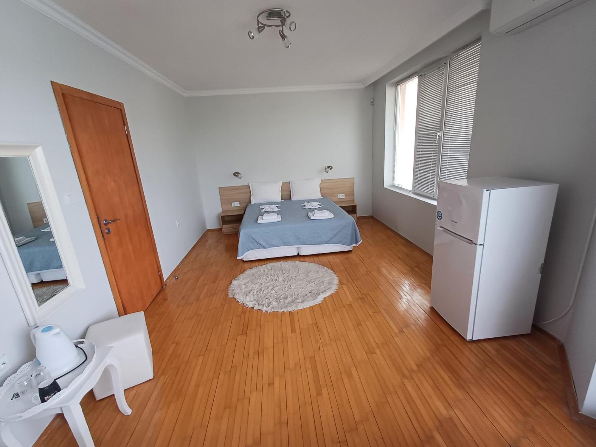 Guest Rooms Deva Бургас Экстерьер фото